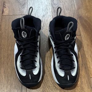 Nine Air Penny 2 “Panda”